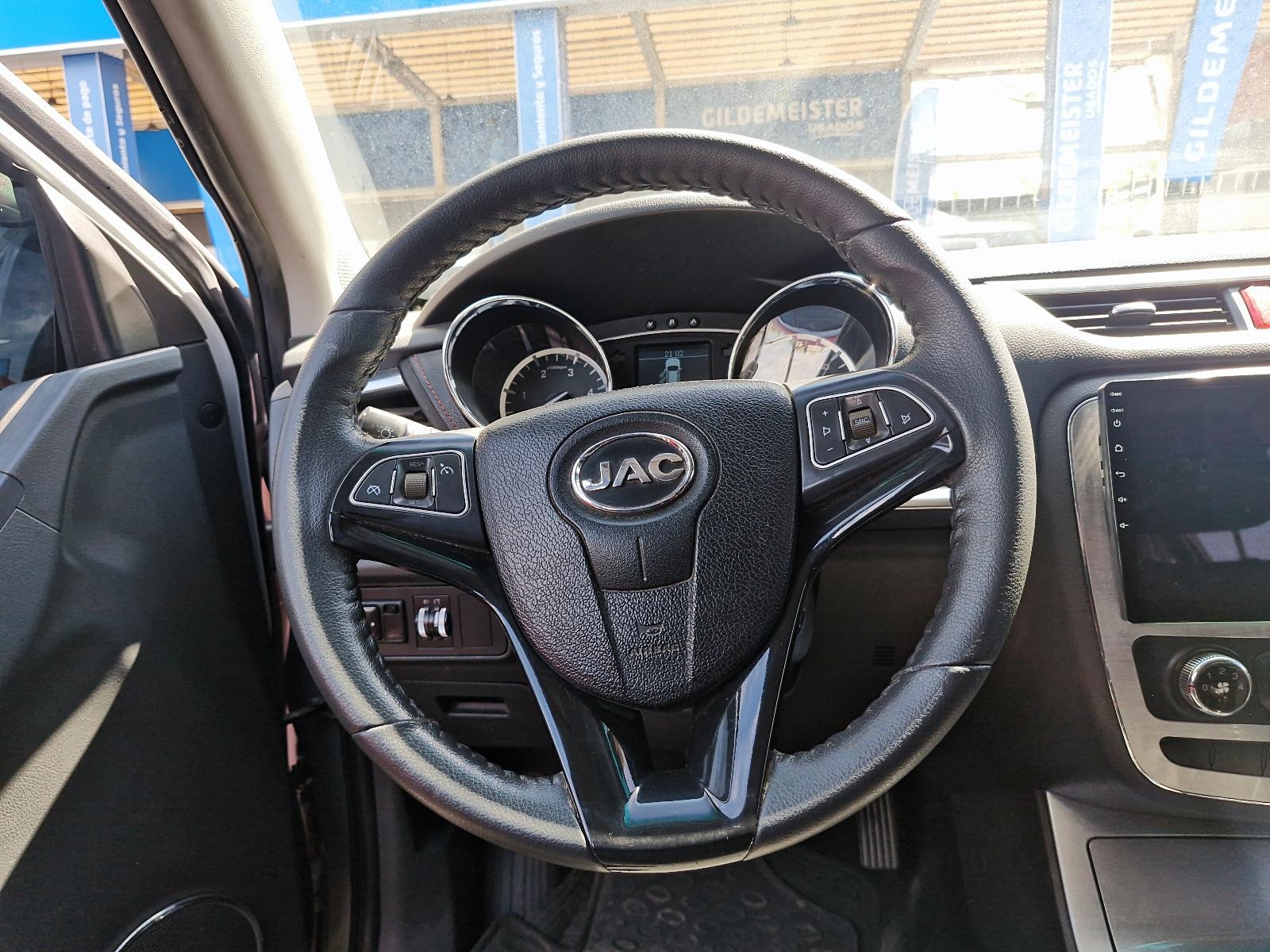 JAC T8 2021 - Foto 5 de 10