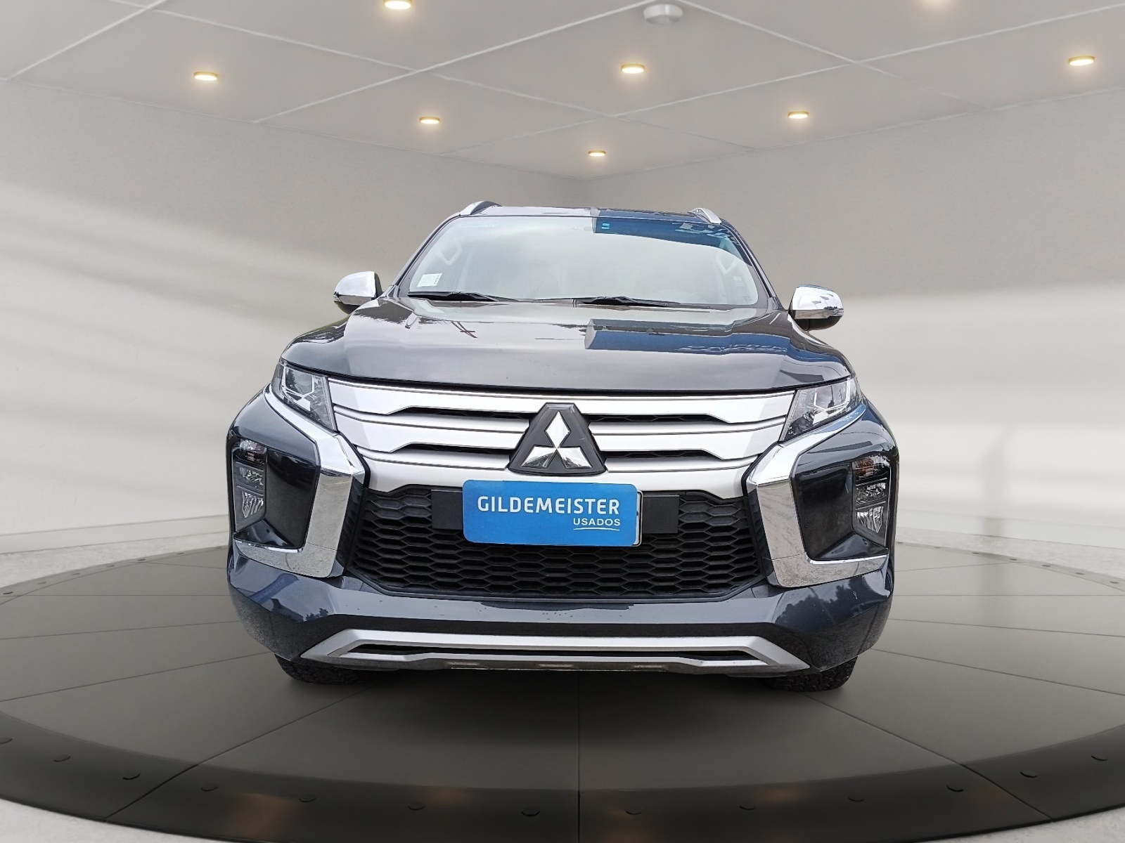 Mitsubishi MONTERO 2021 - Foto 2 de 12