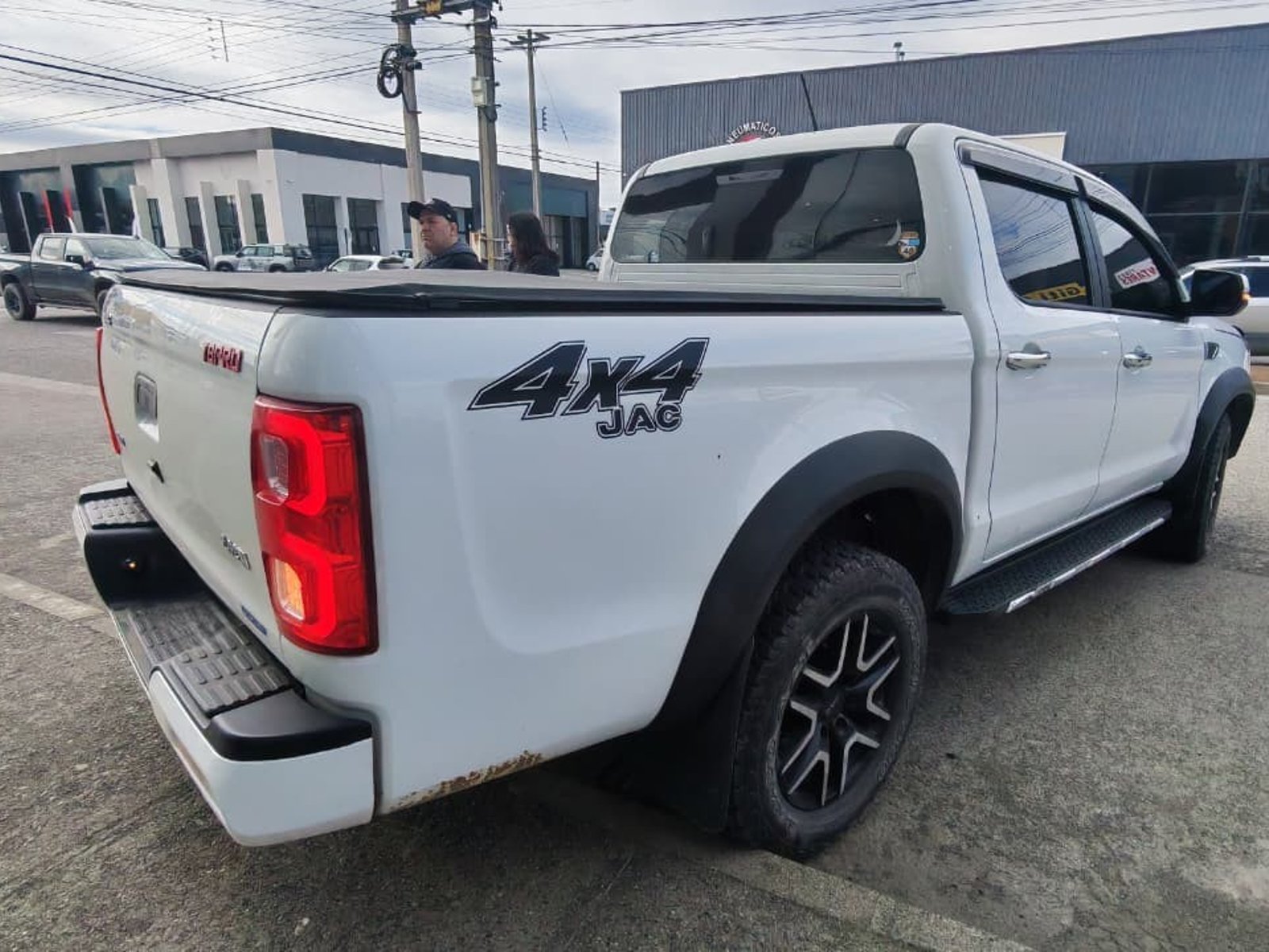 JAC T8 2022 - Foto 4 de 9