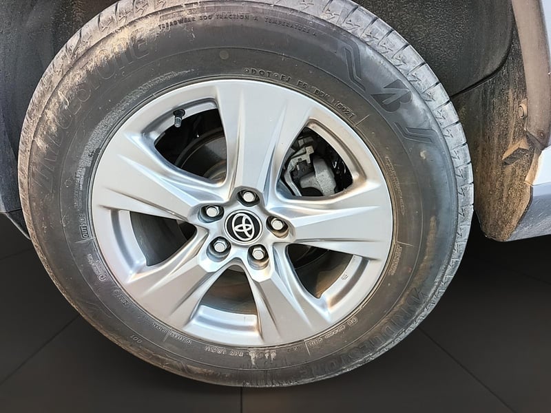 Toyota RAV4 2022 - Imagen 6 de 12
