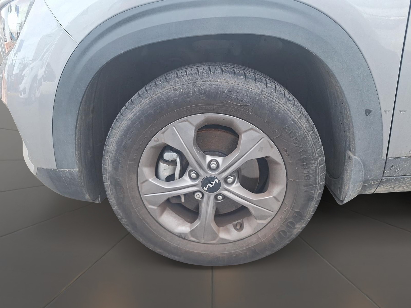 Kia SELTOS 2023 - Imagen 7 de 12