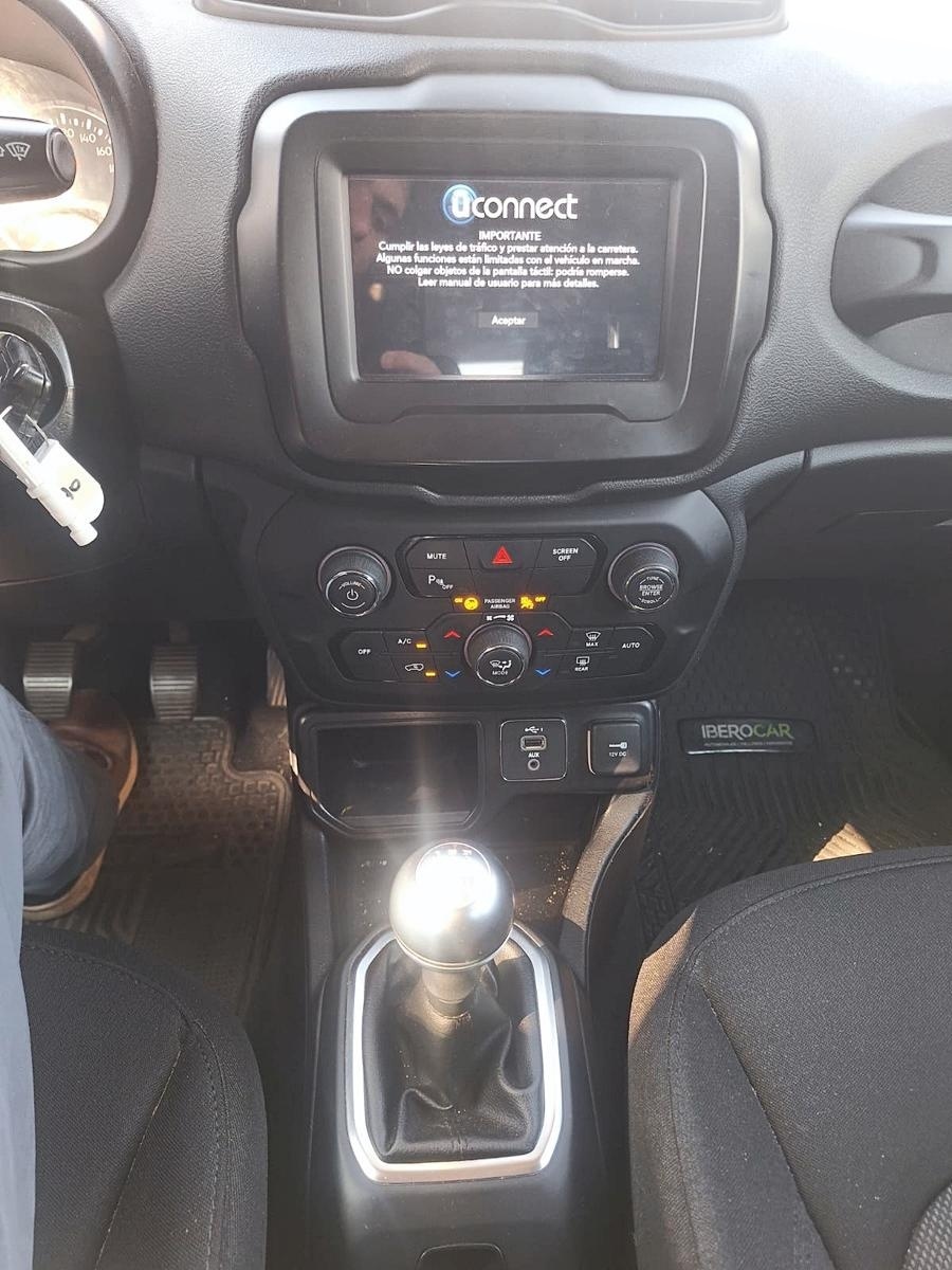 JEEP RENEGADE 2022 - Imagen 8 de 12