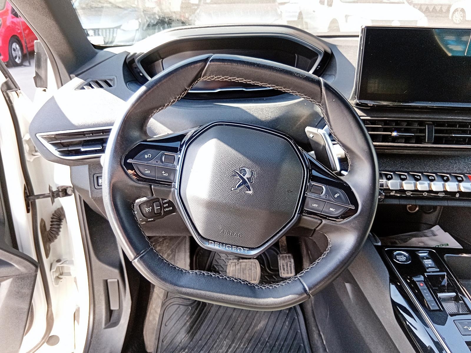 PEUGEOT 3008 2024 - Imagen 9 de 11