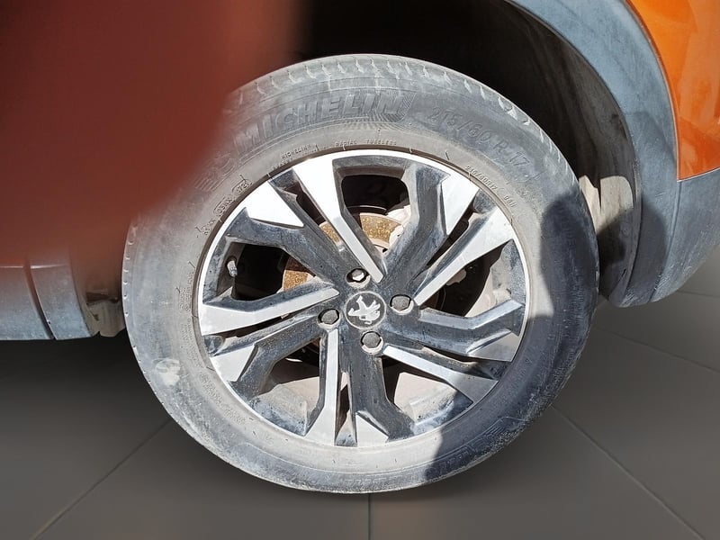 Peugeot 2008 2021 - Imagen 6 de 10