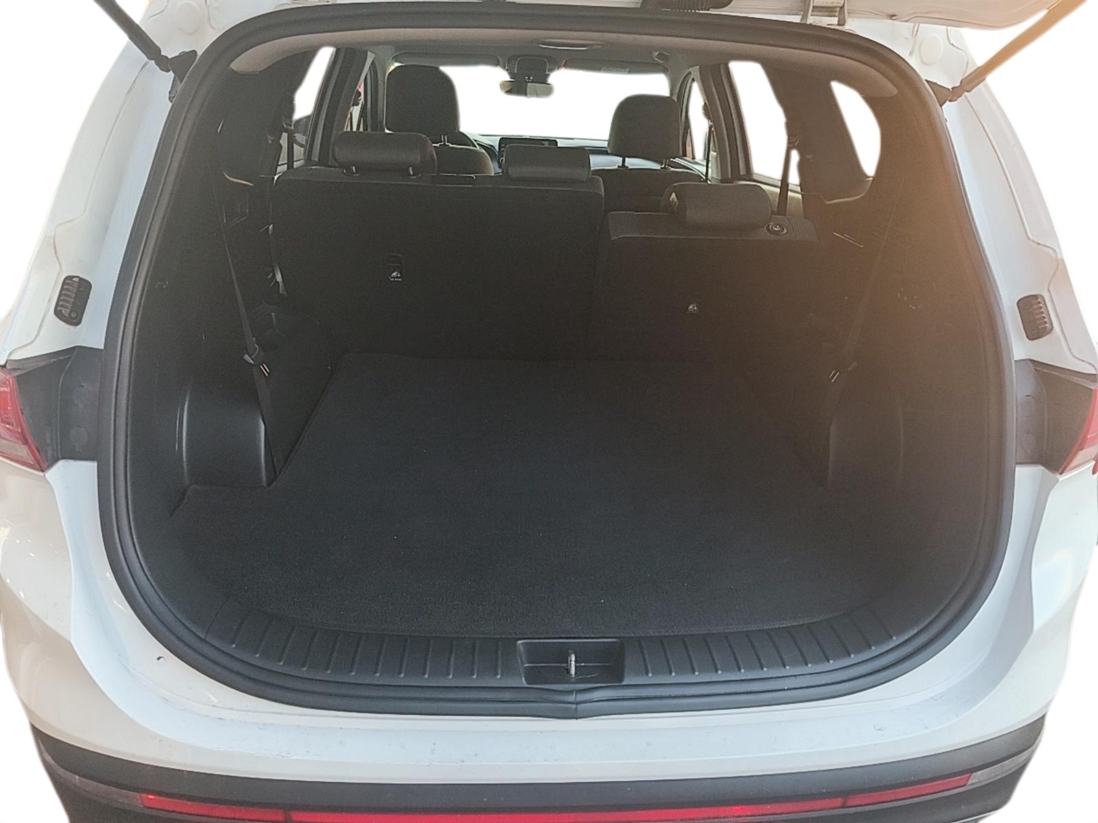 HYUNDAI SANTA FE 2022 - Imagen 6 de 12