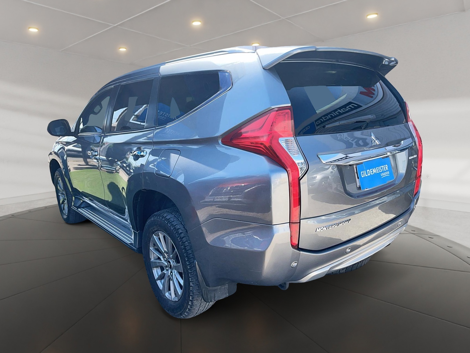 Mitsubishi MONTERO 2019 - Foto 4 de 12