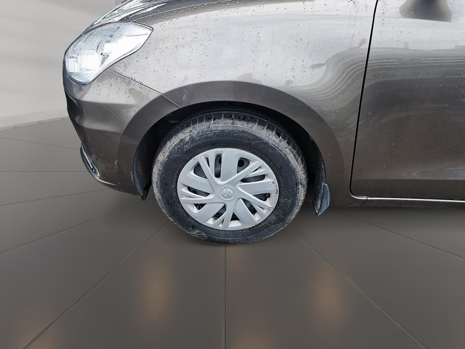 Suzuki DZIRE 2023 - Imagen 6 de 11