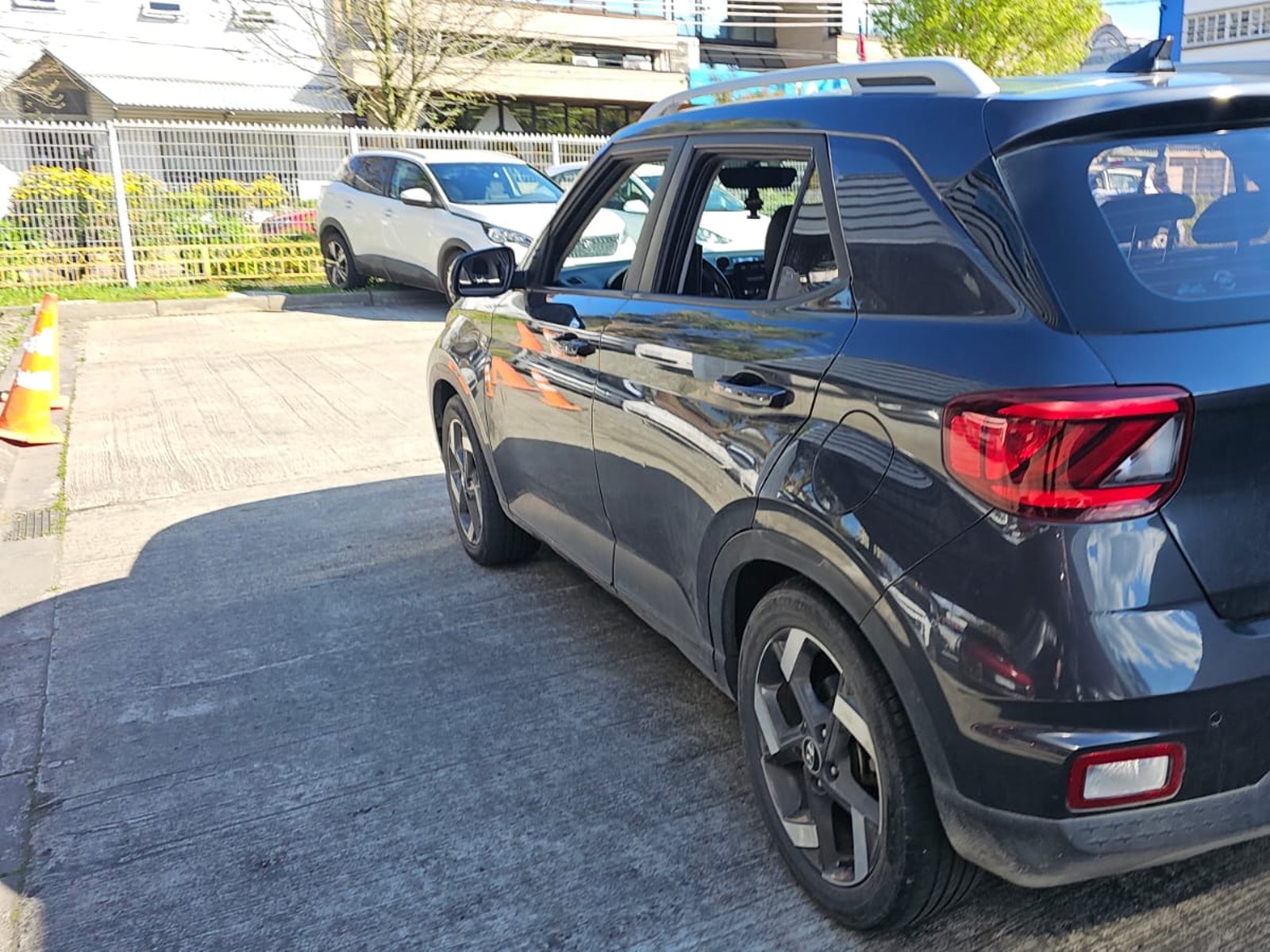 Hyundai VENUE 2021 - Foto 2 de 9