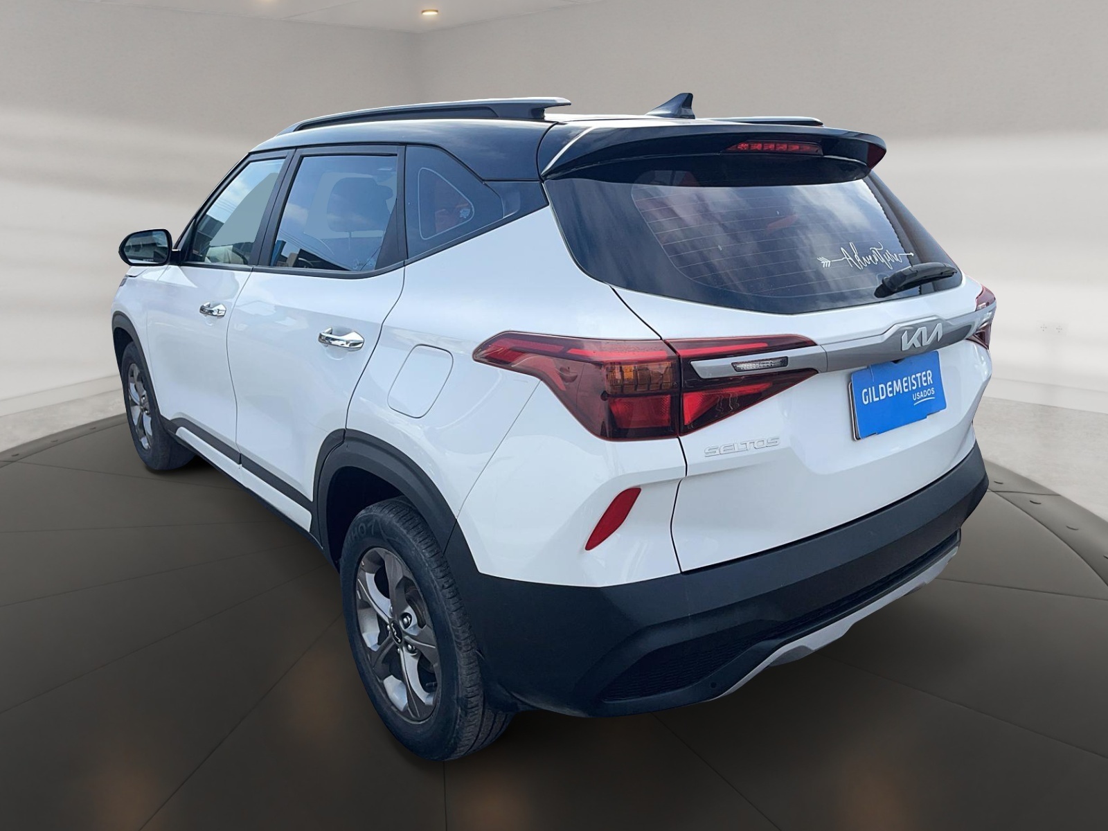 KIA SELTOS 2022 - Foto 4 de 12