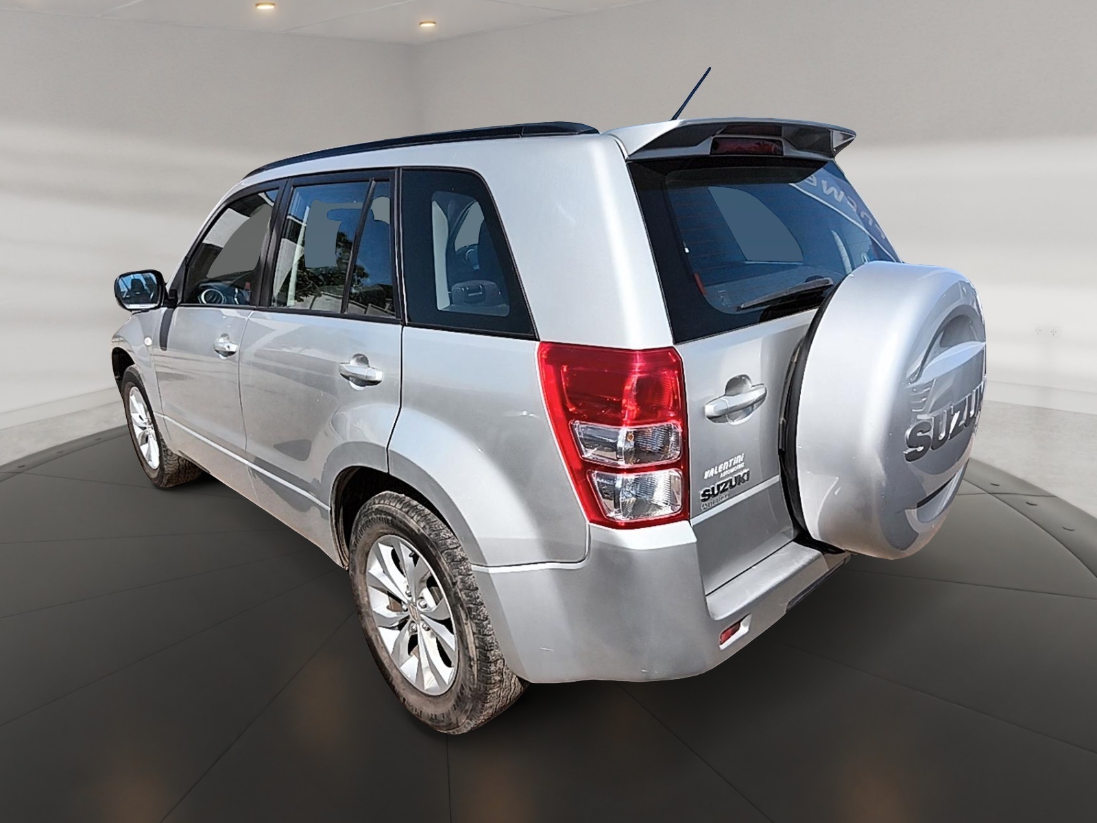 Suzuki GRAND NOMADE 2018 - Foto 3 de 12