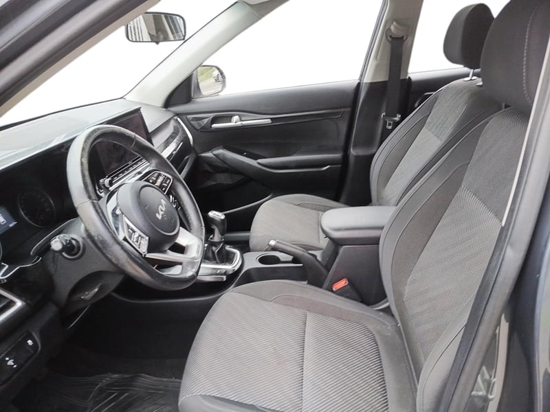 Kia SPORTAGE 2023 - Imagen 9 de 12