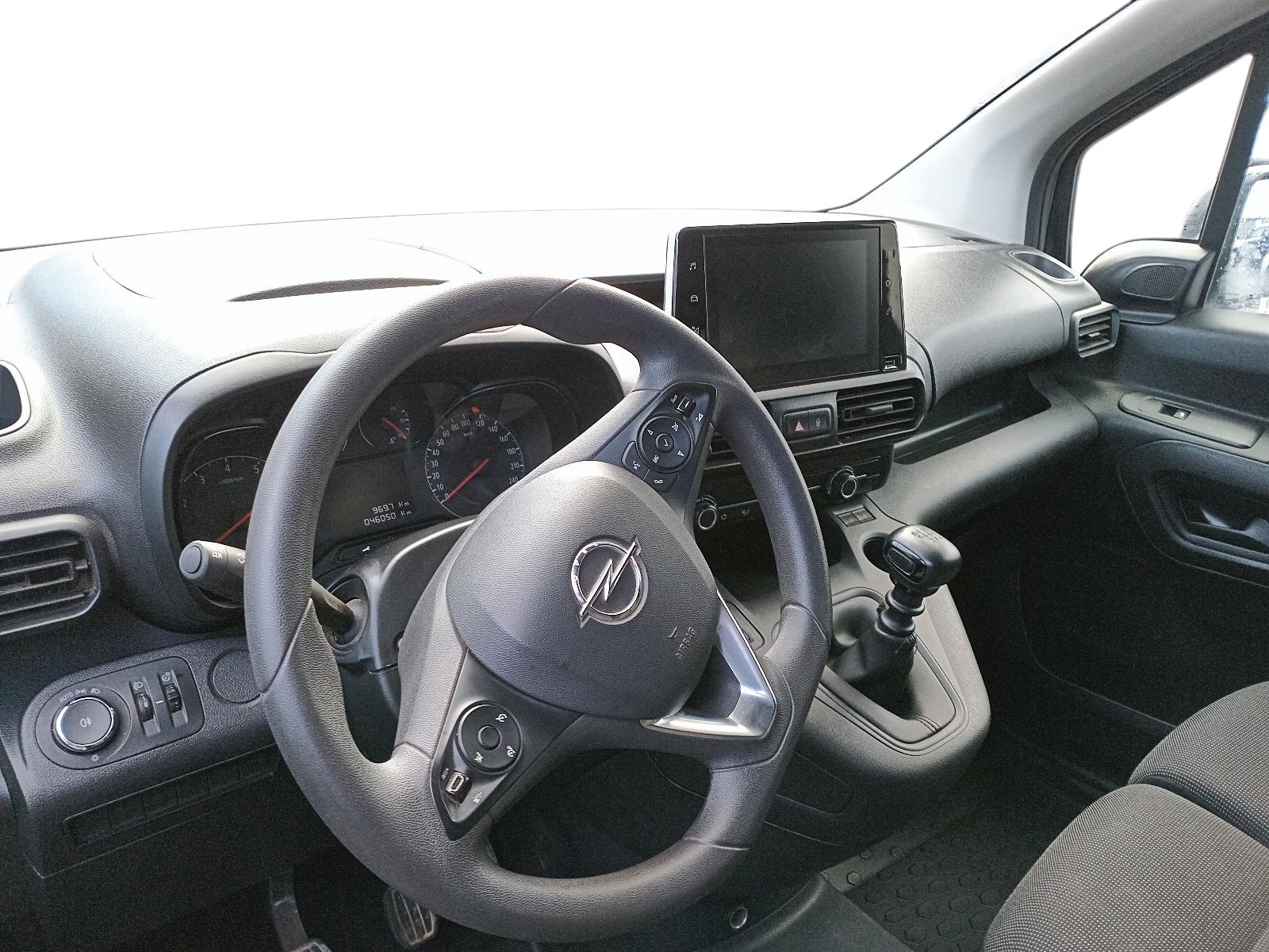 OPEL OPEL 2024 - Imagen 9 de 12