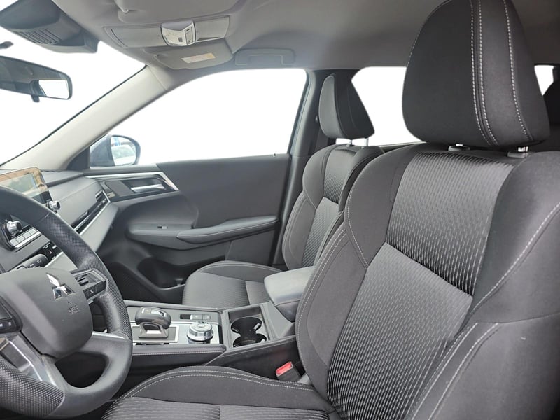 Mitsubishi OUTLANDER 2026 - Imagen 9 de 12