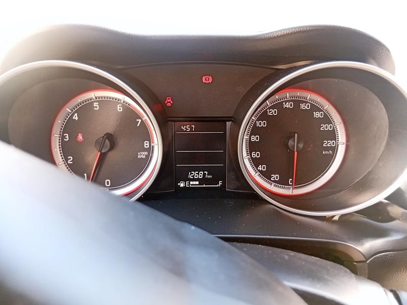 Suzuki SWIFT 2025 - Imagen 9 de 10