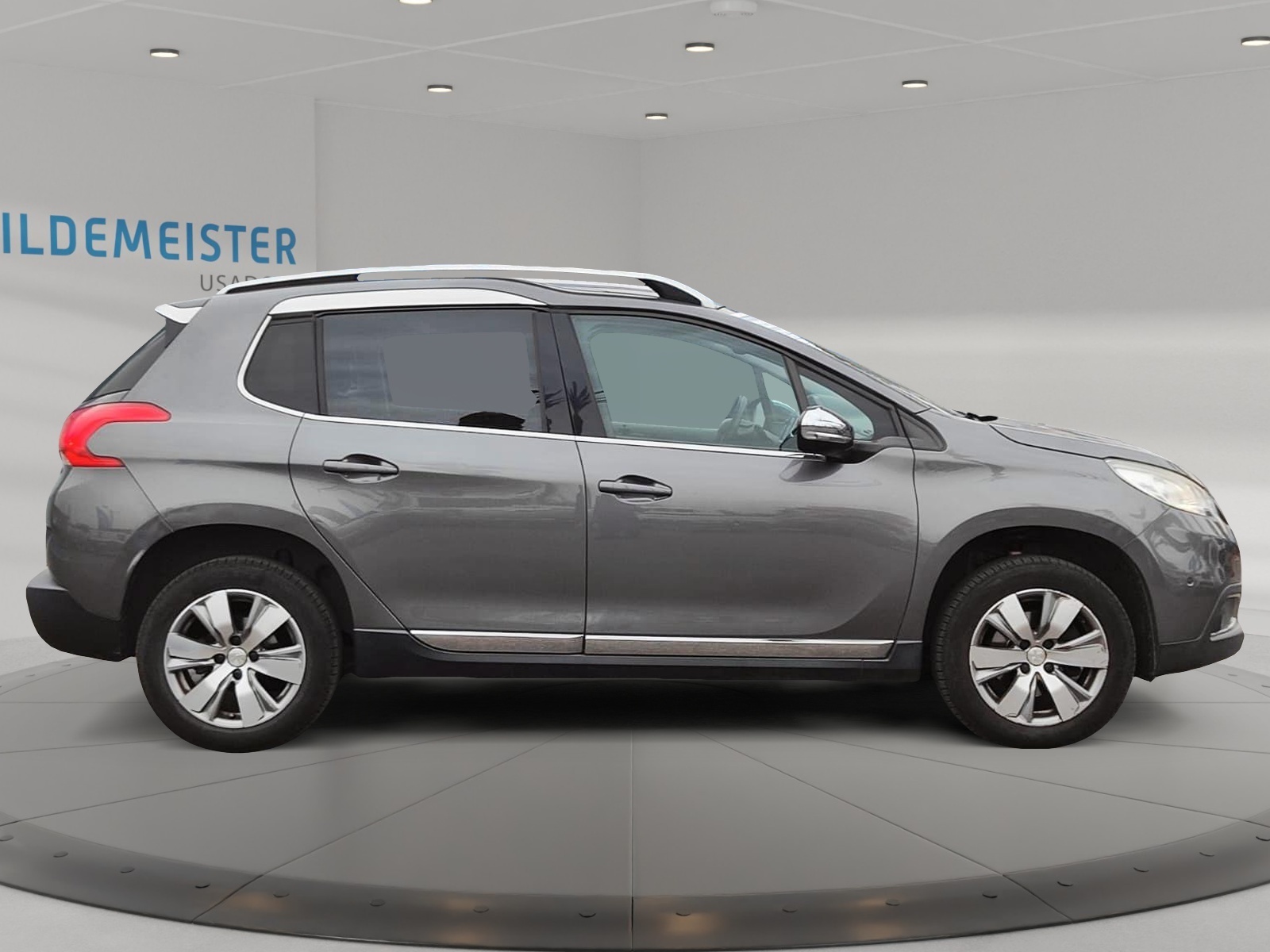 PEUGEOT 2008 2016 - Foto 5 de 12