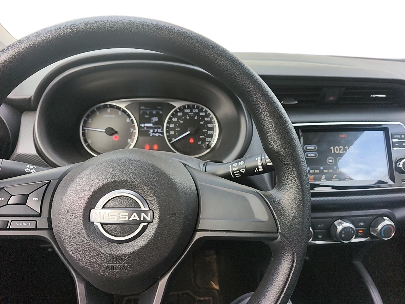 Nissan KICKS 2023 - Imagen 9 de 12