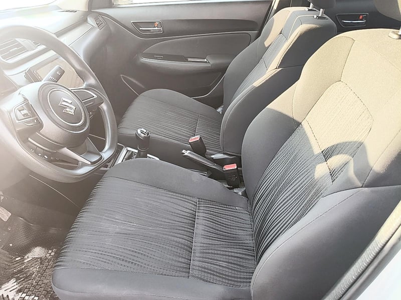 Suzuki SUZUKI 2024 - Imagen 7 de 11