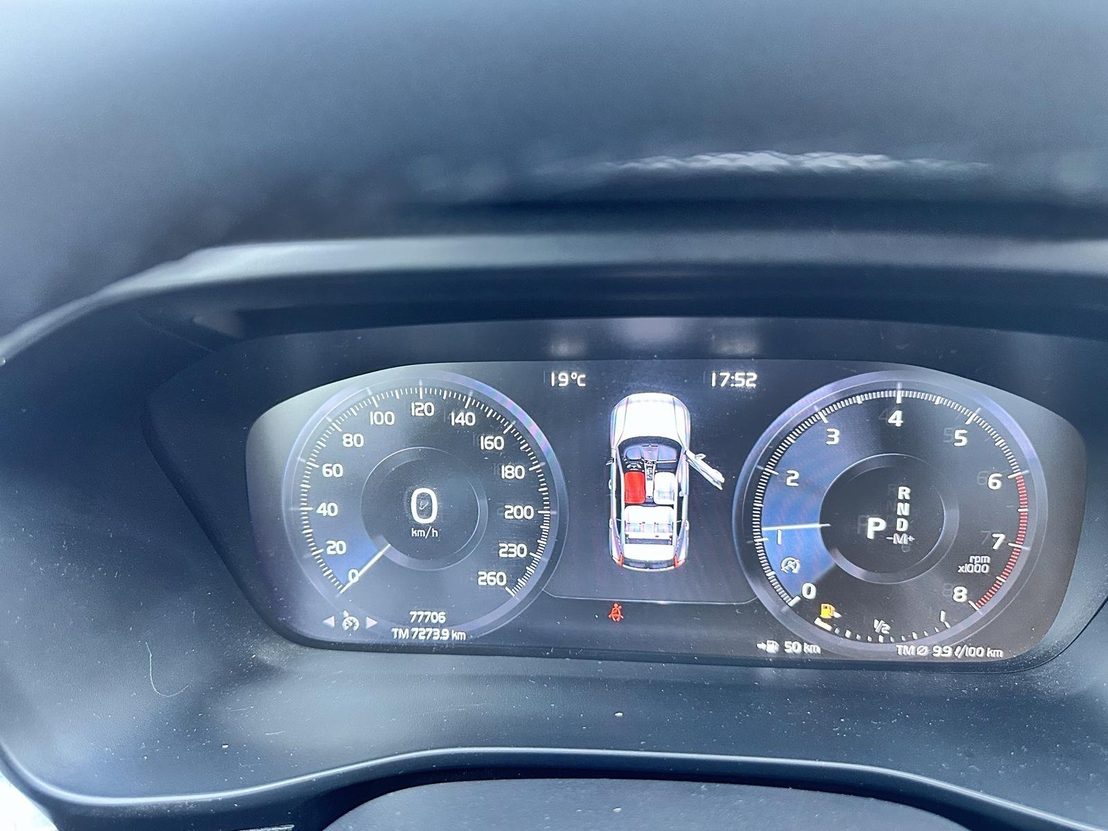 Volvo XC40 2022 - Foto 5 de 12