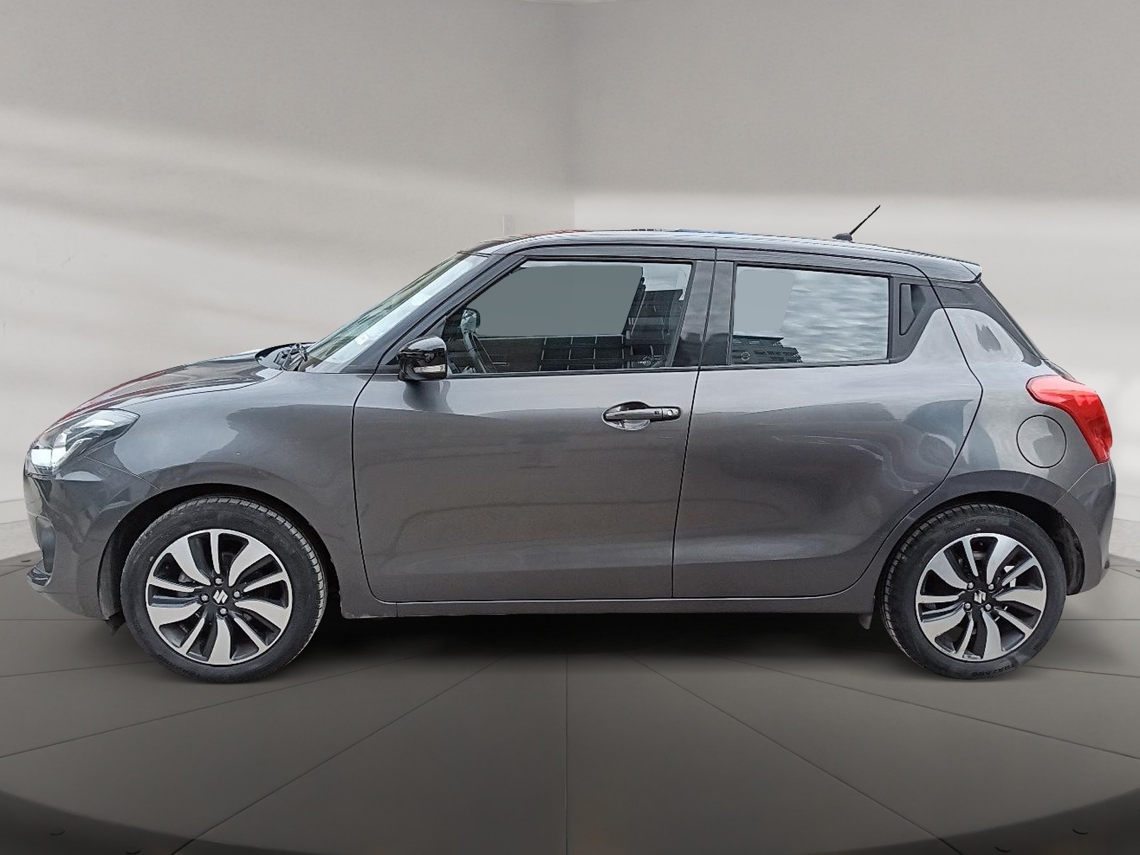 Suzuki SWIFT 2020 - Foto 5 de 12