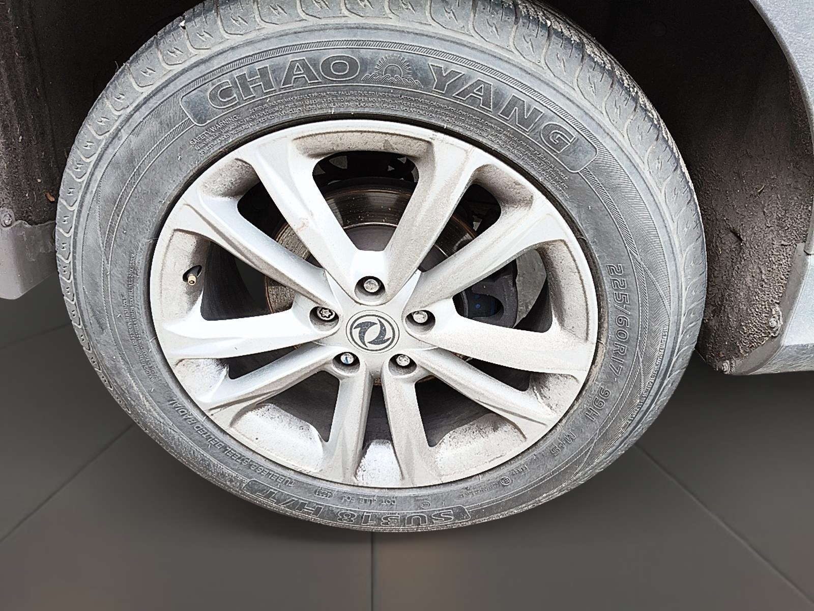 DFSK SUV 580 2022 - Foto 5 de 9