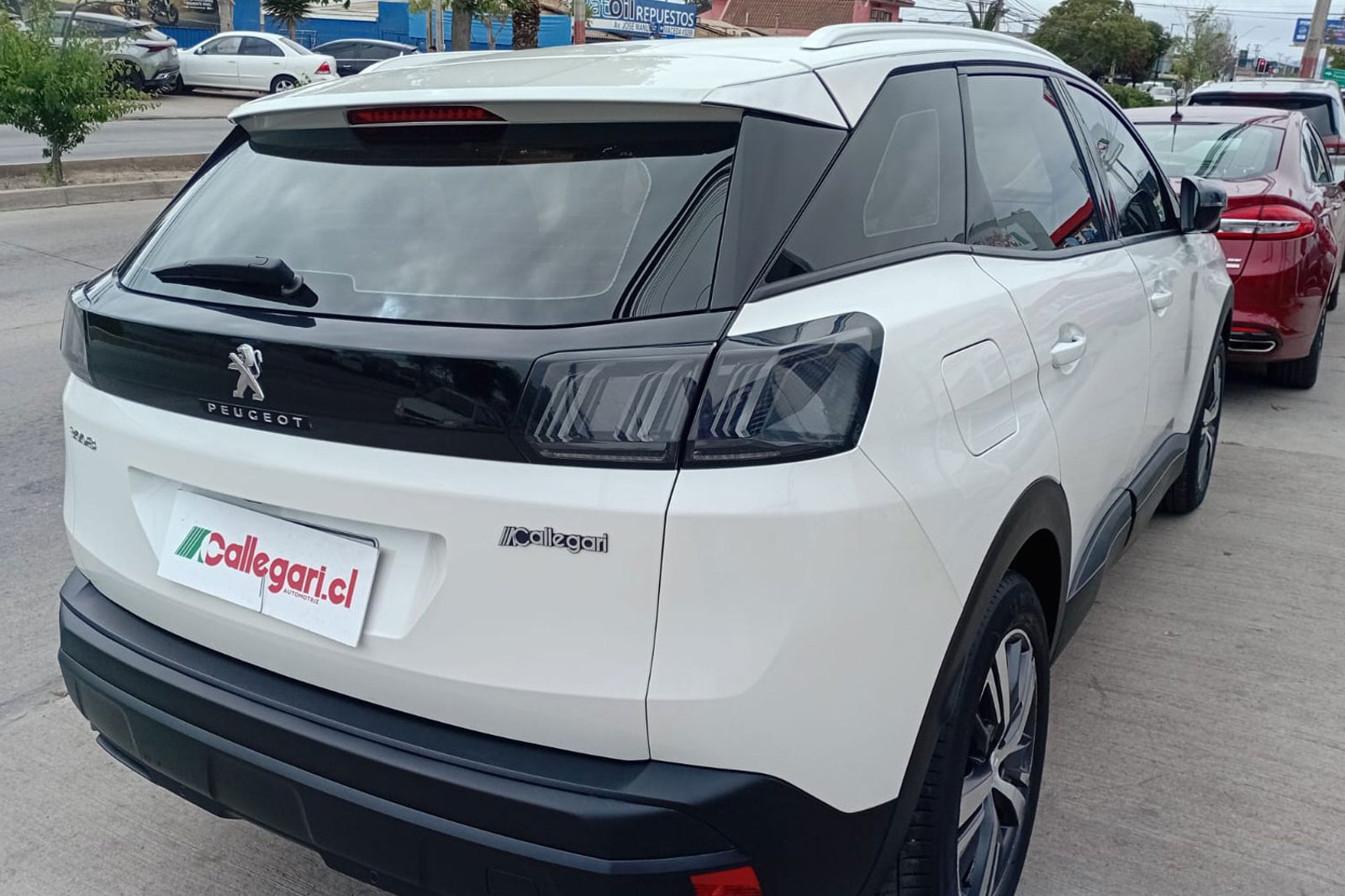PEUGEOT 3008 PURETECH 1.2L 2023 - Imagen 11 de 12