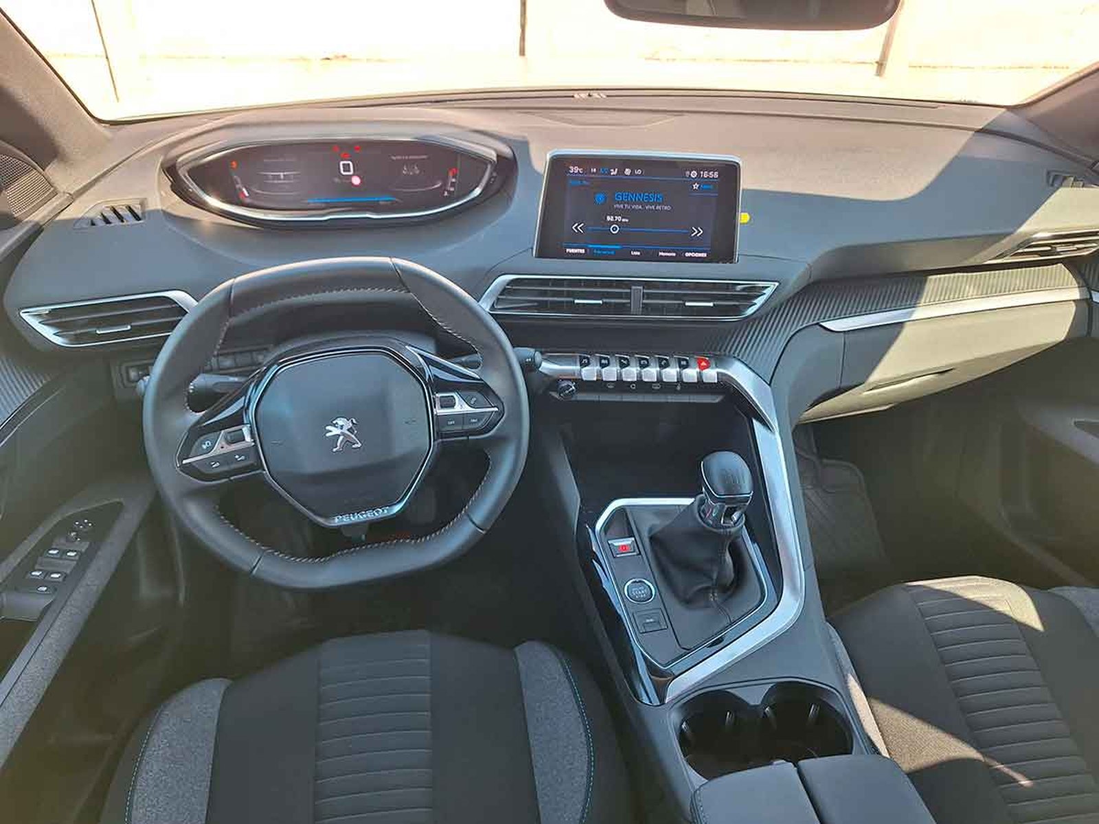 Peugeot Nuevo 3008 Active Pack Puretech 130 2025 - Foto 3 de 11