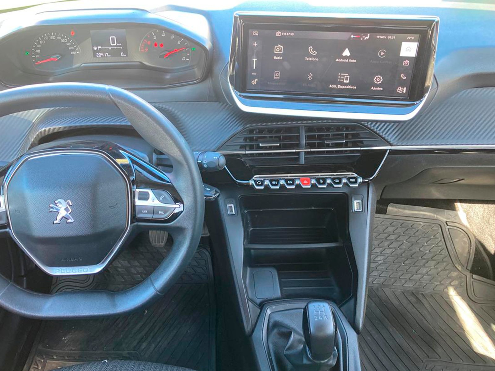 Peugeot 208 STYLE PURETECH 75 1.2 2024 - Foto 5 de 12