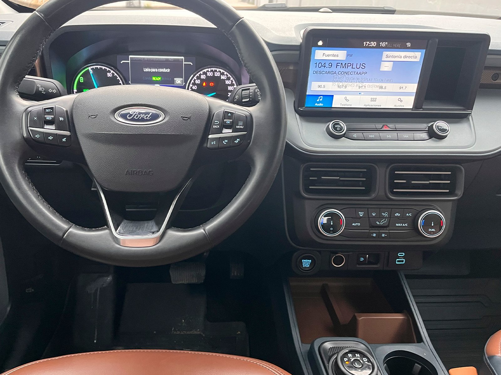 Ford MAVERICK LARIAT 2.5 AUT 2025 - Foto 2 de 12