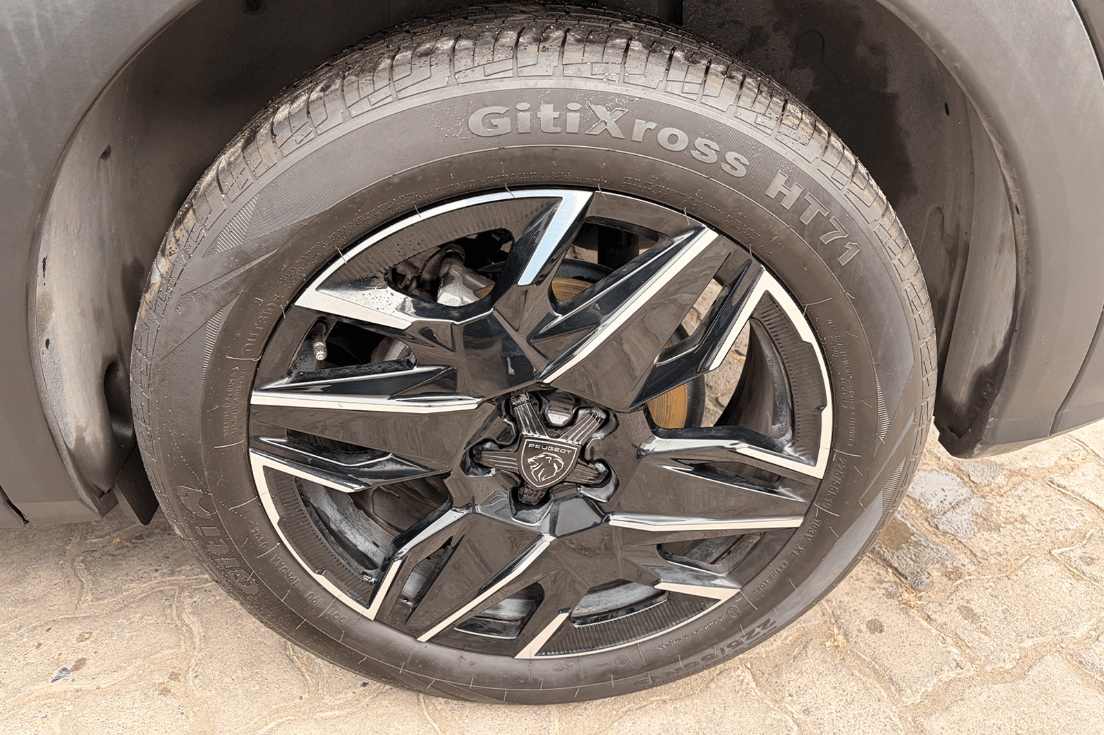 PEUGEOT New 3008 PREMIERE MHEV 136 eDCT6 2025 - Imagen 10 de 12