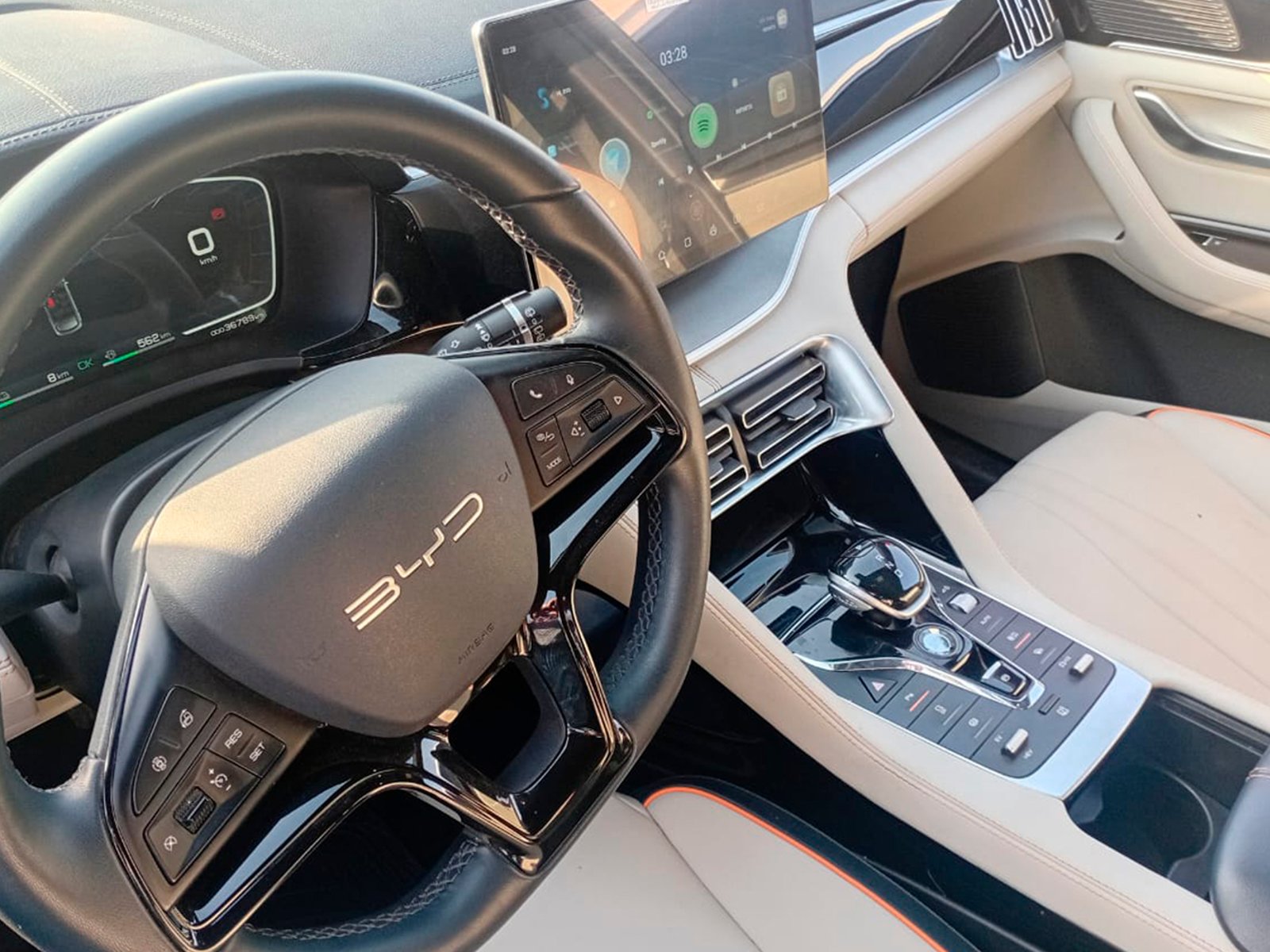 BYD SONG PLUS 4X2 1.5 AUT 2024 - Foto 2 de 10