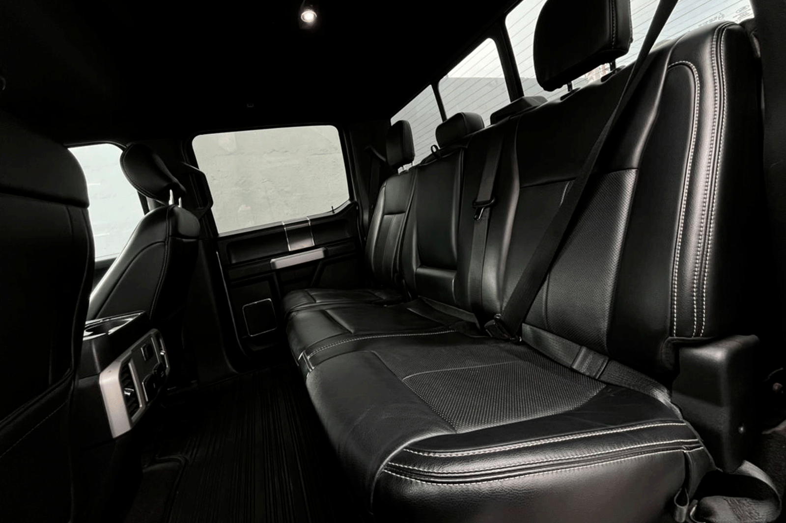 FORD F150 LARIAT 4X4 5.0 AT 2021 - Imagen 7 de 11
