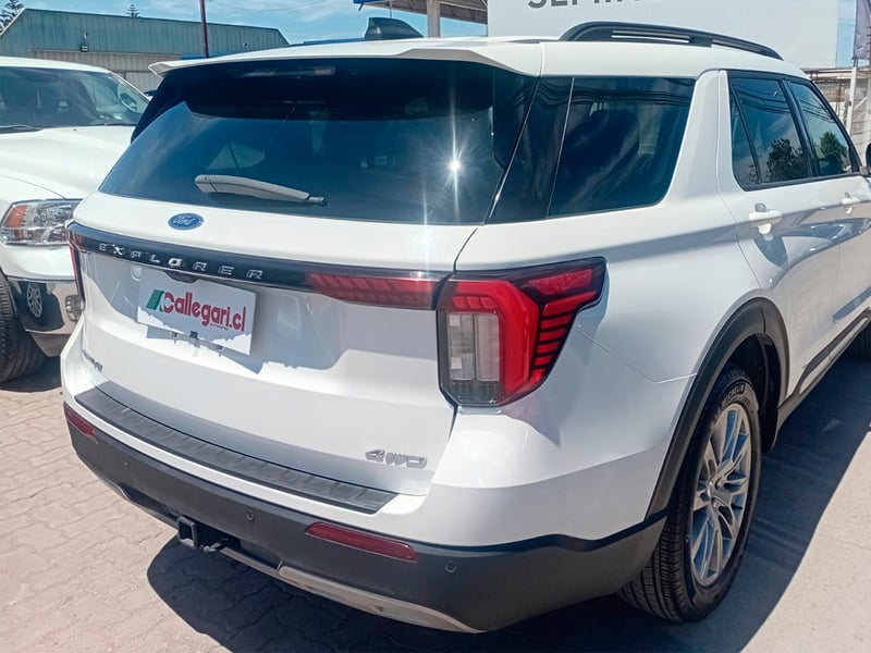 Ford EXPLORER ACTIVE 4X4 2.3 AUT 2025 - Imagen 11 de 12