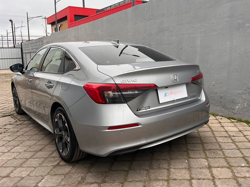 Honda CIVIC TOURING 1.5 AUT 2024 - Imagen 12 de 12