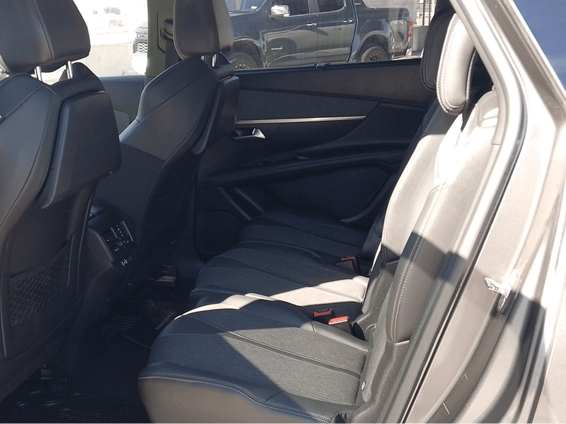 Peugeot 5008 PURETECH 180 1.6 AUT 2020 - Imagen 7 de 12