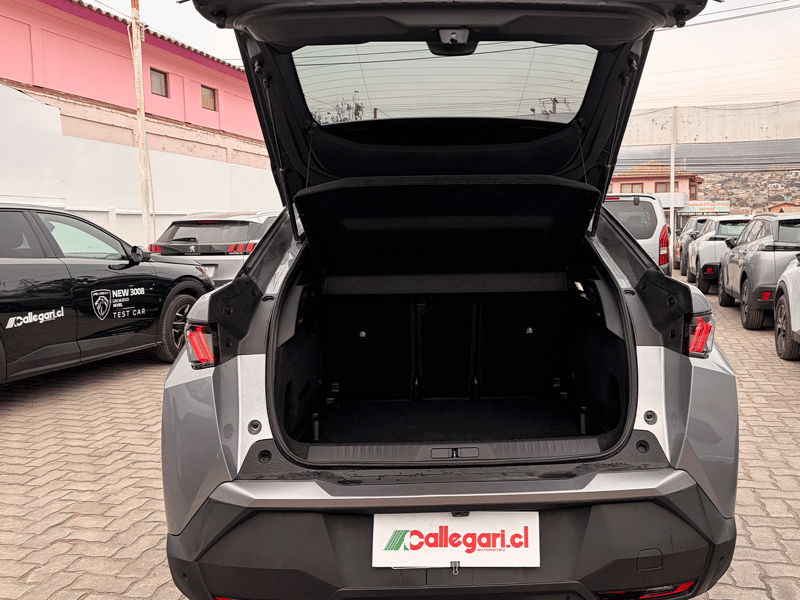 Peugeot New 3008 PREMIERE MHEV 136 eDCT6 2025 - Imagen 11 de 12