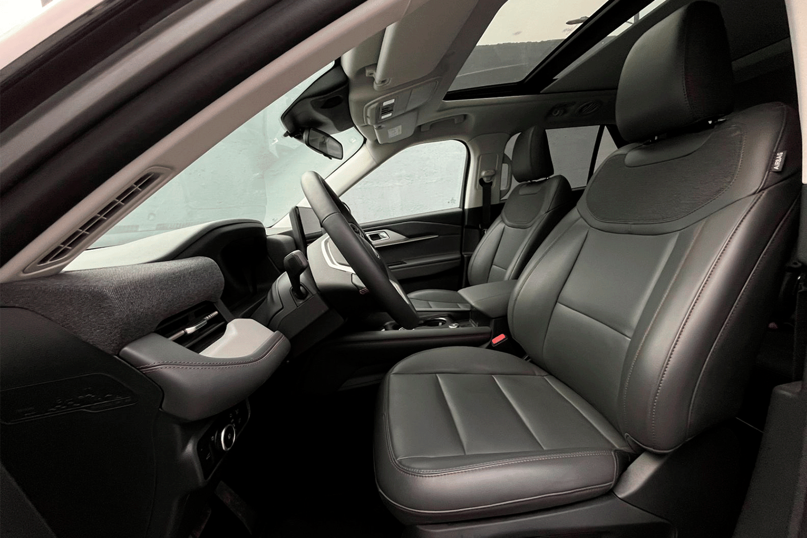FORD EXPLORER ACTIVE 4X4 2.3 AUT 2025 - Imagen 6 de 12