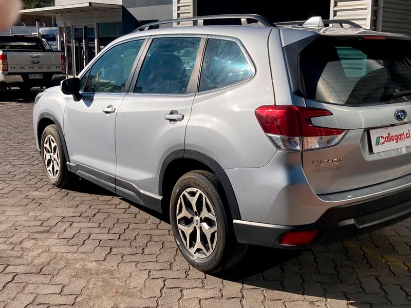 Subaru FORESTER 4X4 2.0 AT 2023 - Imagen 11 de 12