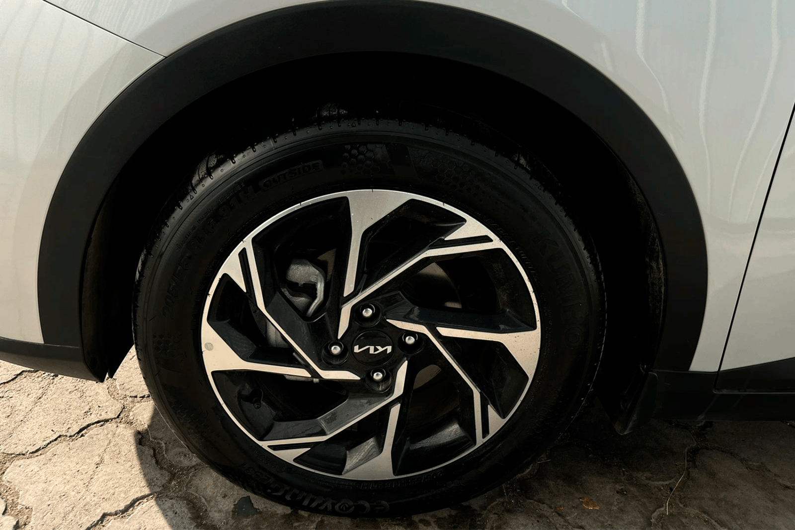KIA MOTORS K3 CROSS EX 1.6L 6AT 2026 - Imagen 10 de 12