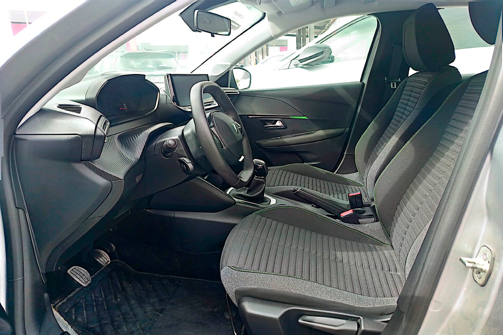 PEUGEOT Nuevo 208 MCA Active Pack Puretech 75 MT5 2025 - Imagen 5 de 12