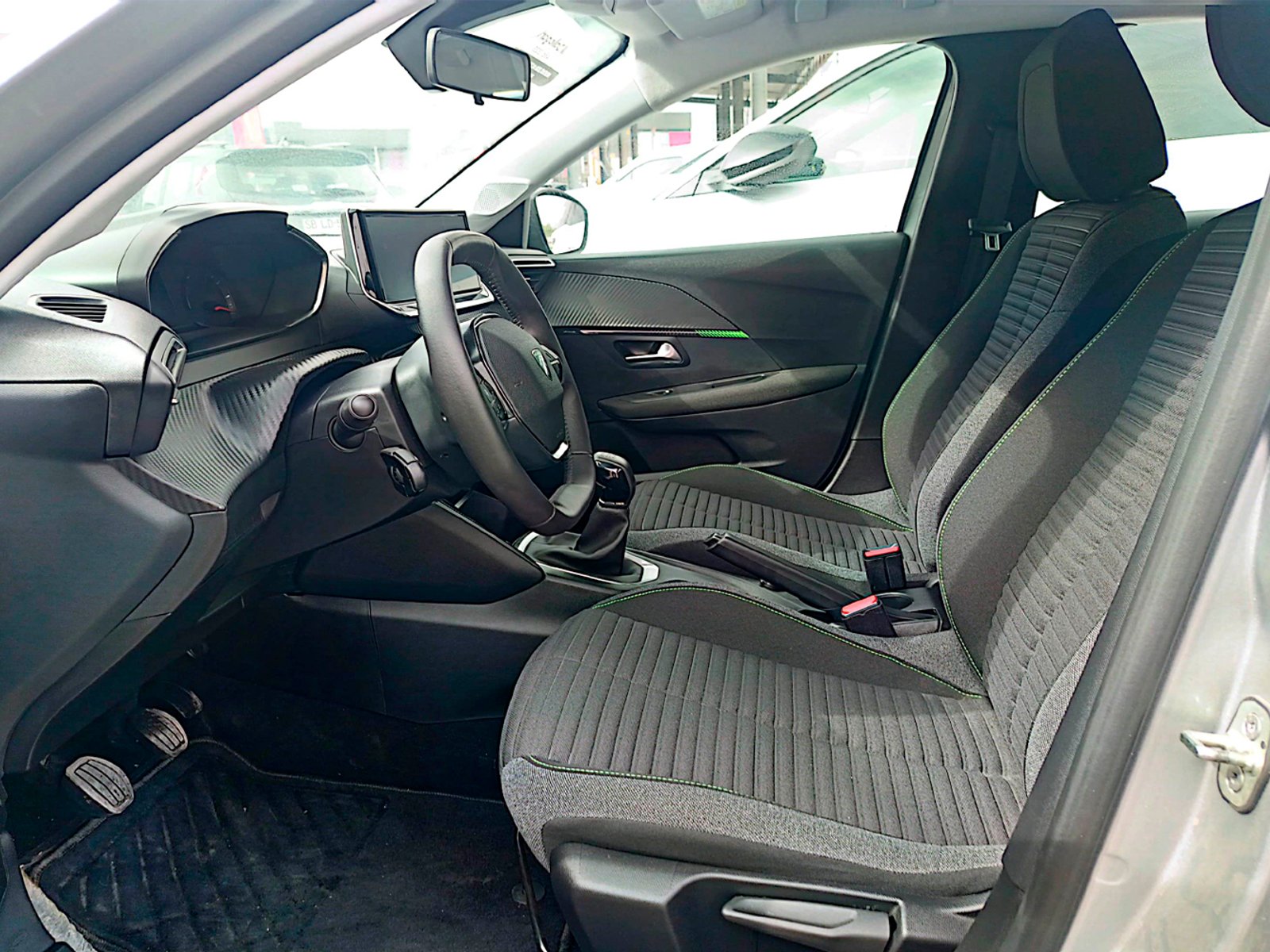 Peugeot Nuevo 208 MCA Active Pack Puretech 75 MT5 2025 - Foto 5 de 12