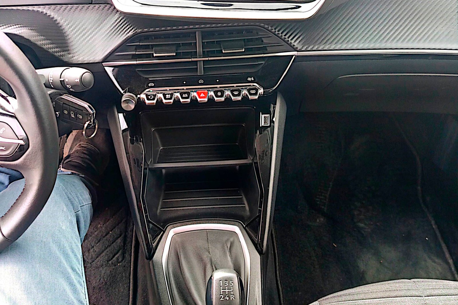 PEUGEOT Nuevo 208 MCA Active Pack Puretech 75 MT5 2025 - Imagen 4 de 12