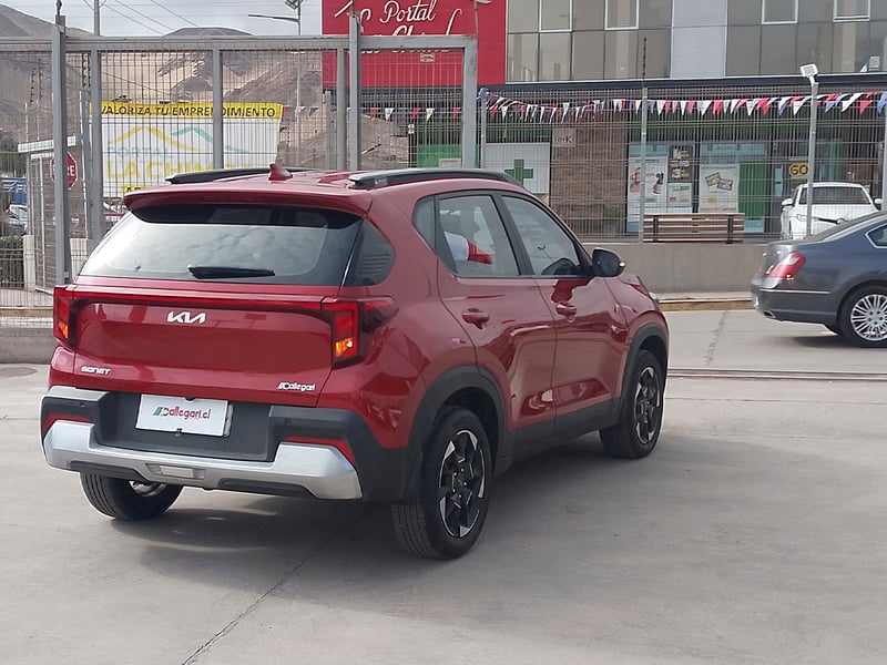 Kia SONET EX 4X2 MT 1.5 2024 - Imagen 9 de 12
