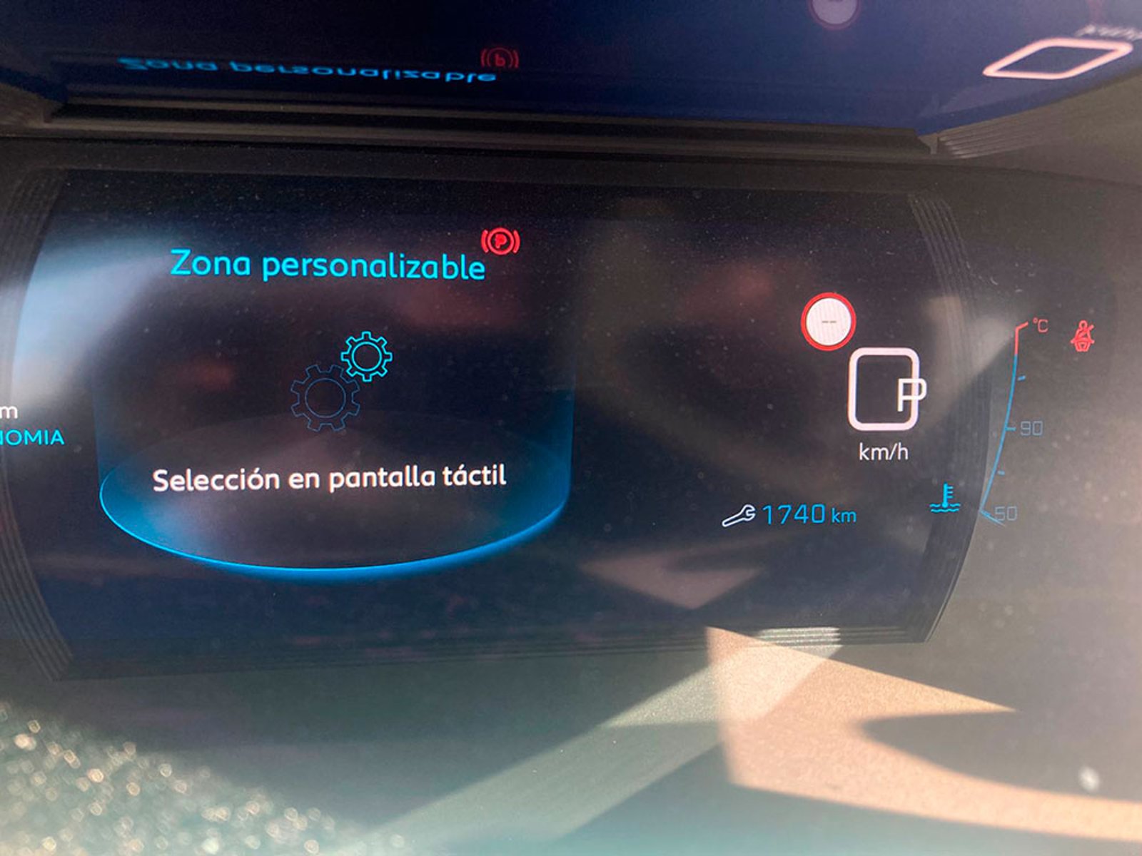 PEUGEOT 208 Allure Pack Puretech 130 EAT8 e6.4 2024 - Imagen 5 de 12