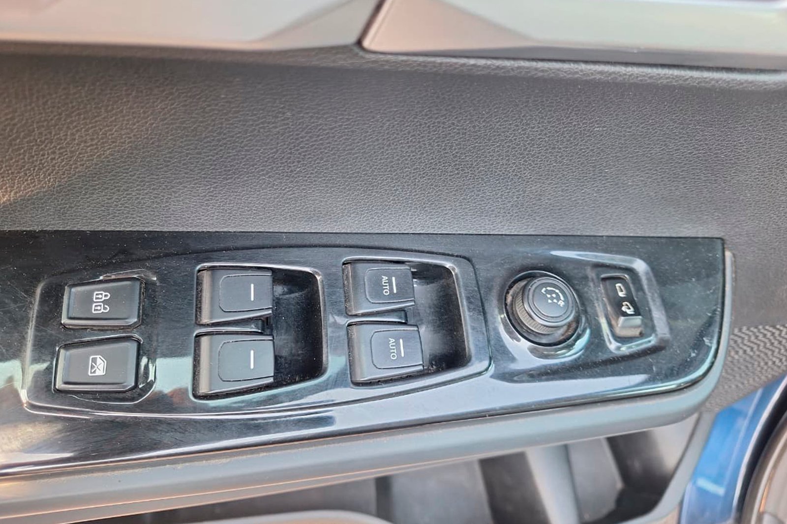 SSANGYONG TORRES 4X2 1.5 2024 - Imagen 3 de 12