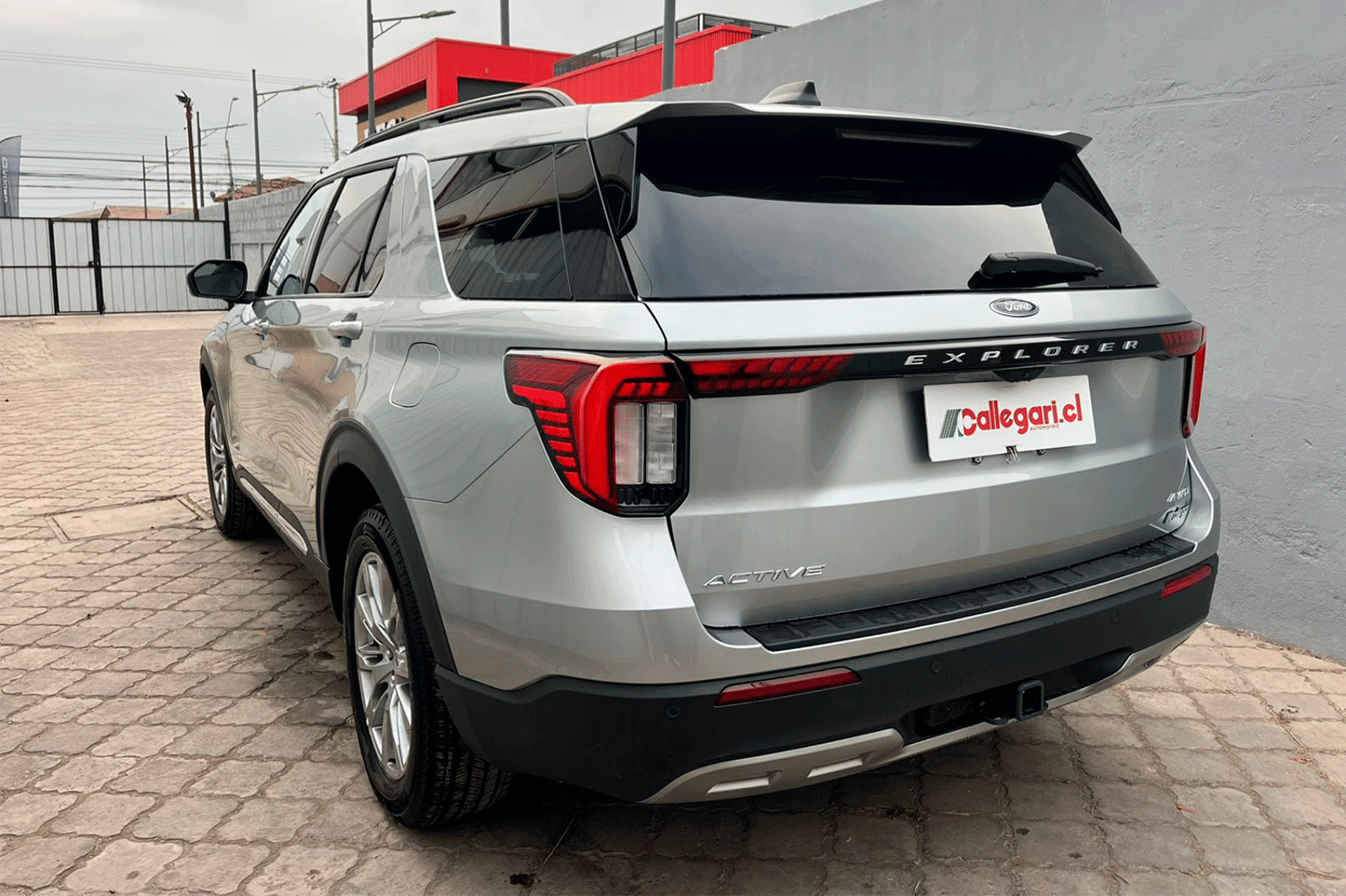FORD EXPLORER ACTIVE 4X4 2.3 AUT 2025 - Imagen 12 de 12