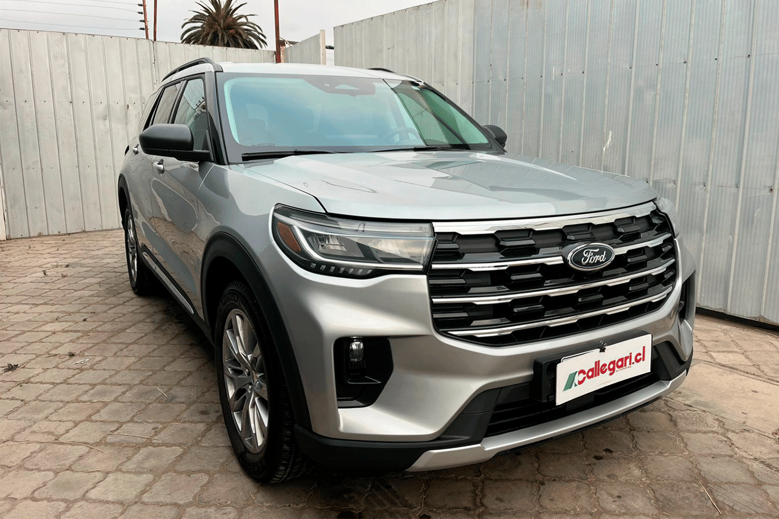 FORD EXPLORER ACTIVE 4X4 2.3 AUT 2025 - Imagen 9 de 12