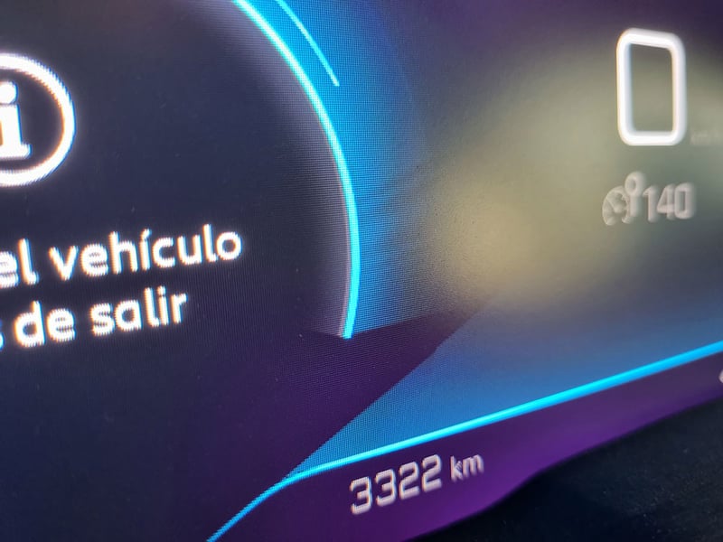 Peugeot NUEVO 3008 ACTIVE PACK PURETECH 130 2023 - Imagen 6 de 12