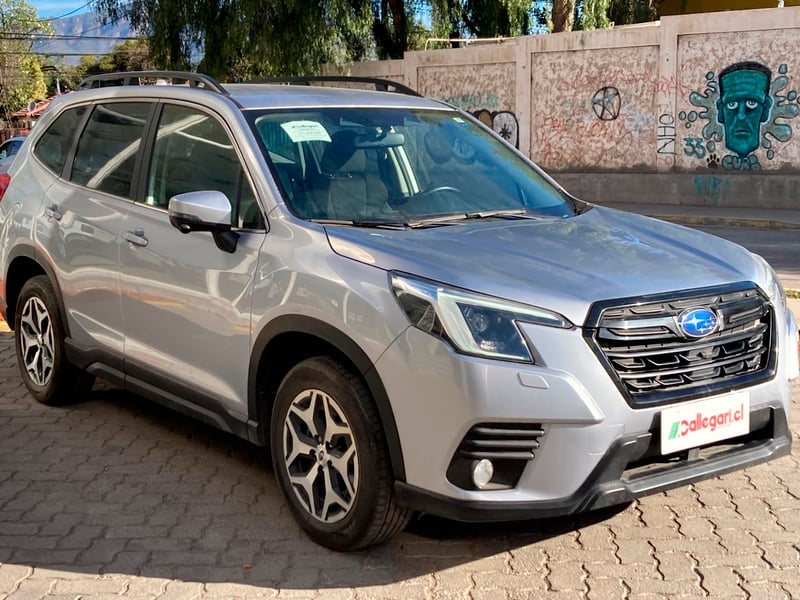 Subaru FORESTER 4X4 2.0 AT 2023 - Imagen 8 de 12