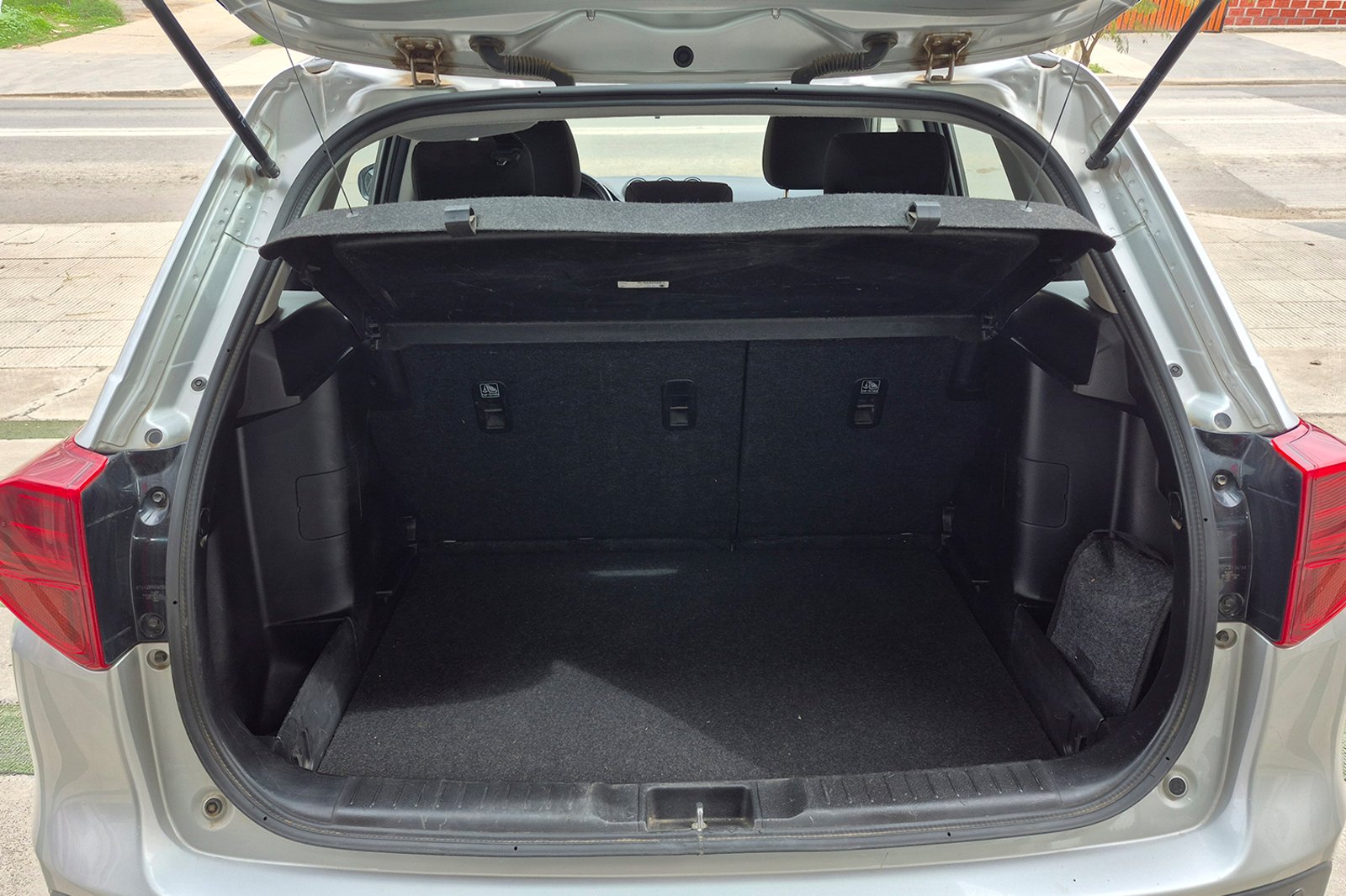 Suzuki VITARA II GLS 1.6 2022 - Imagen 4 de 6
