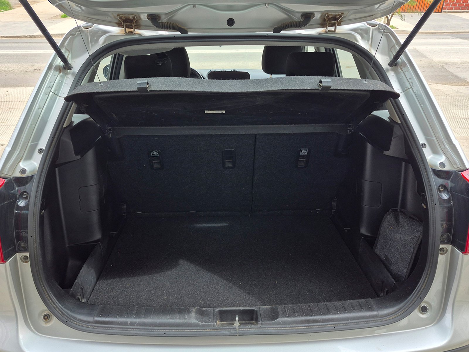 Suzuki VITARA II GLS 1.6 2022 - Foto 4 de 6